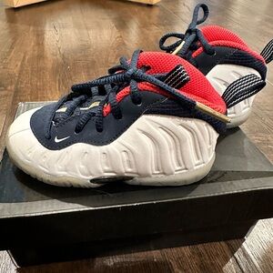 Nike toddler Olympic lil foamposite size 6c